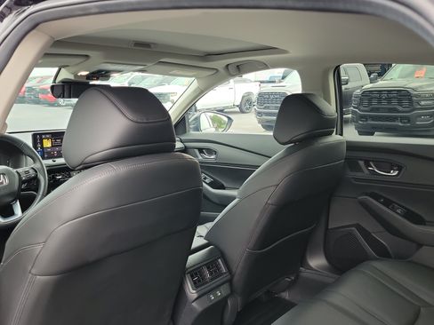 Used 2024 Honda Accord Touring image 14