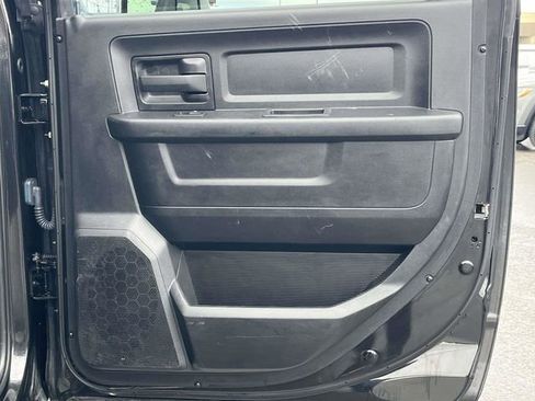 Used 2018 RAM 2500 Tradesman w/ Chrome Appearance Group image 22