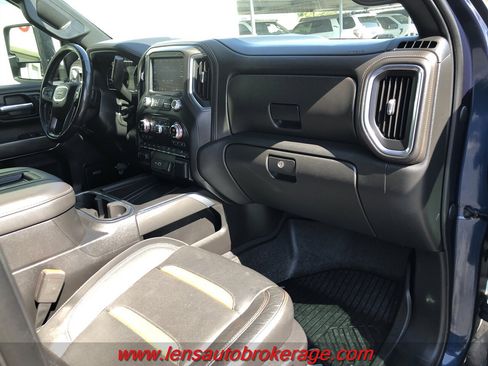 Used 2020 GMC Sierra 2500 AT4 w/ AT4 Premium Package AWD/4WD image 26