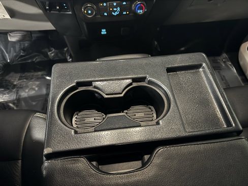 Used 2021 Ford F250 XLT image 11