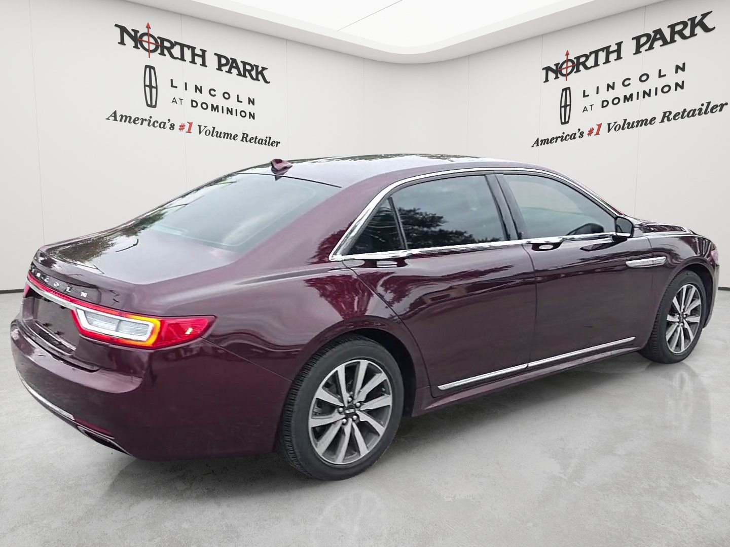 Used 2020 Lincoln Continental FWD image 6