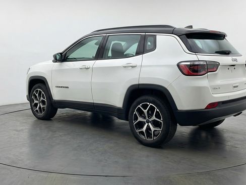 Used 2025 Jeep Compass Limited AWD/4WD image 6