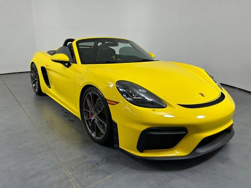 Certified 2021 Porsche 718 Boxster Spyder RWD image 32