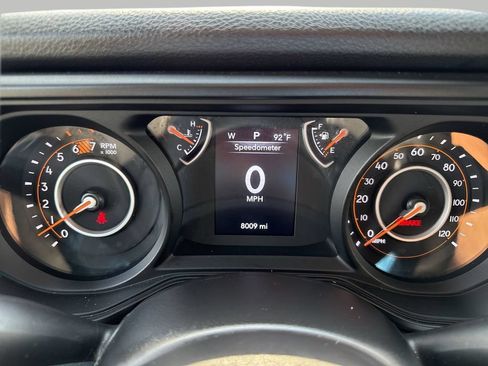 Used 2025 Jeep Wrangler Unlimited Sport AWD/4WD image 25