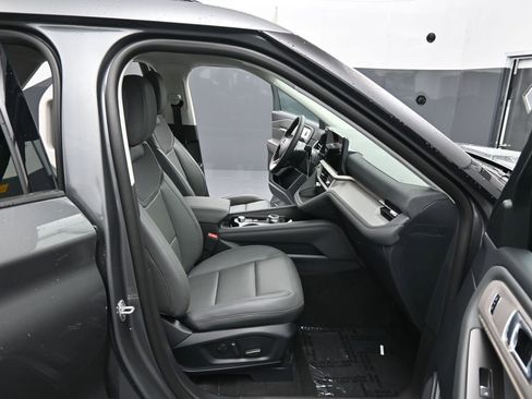 New 2026 Ford Explorer Active w/ Active Comfort Package image 12