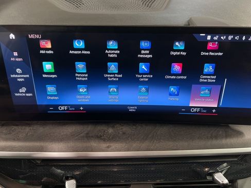 Used 2023 BMW X7 xDrive40i w/ Premium Package image 10