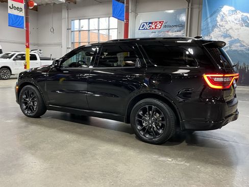 Used 2021 Dodge Durango R/T w/ Blacktop Package image 3