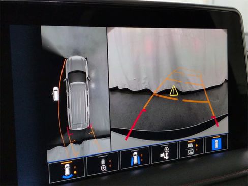 Used 2023 Chevrolet Tahoe RST w/ Luxury Package image 32