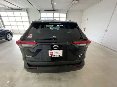Used 2020 Toyota RAV4 XLE w/ Convenience Package image 7