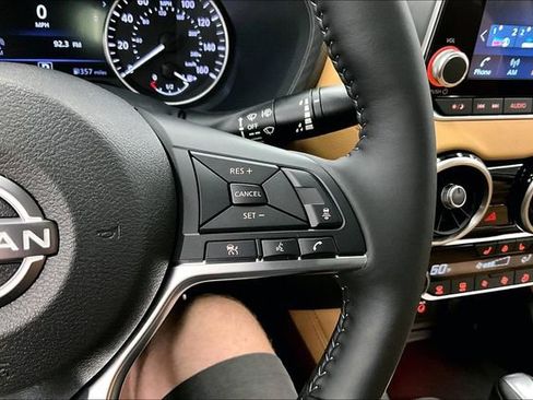 New 2025 Nissan Sentra SV w/ SV Premium Package image 23