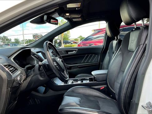 Used 2020 Ford Edge ST image 7