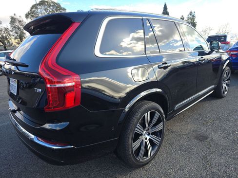 Used 2025 Volvo XC90 T8 Ultra w/ Protection Package Premier image 6