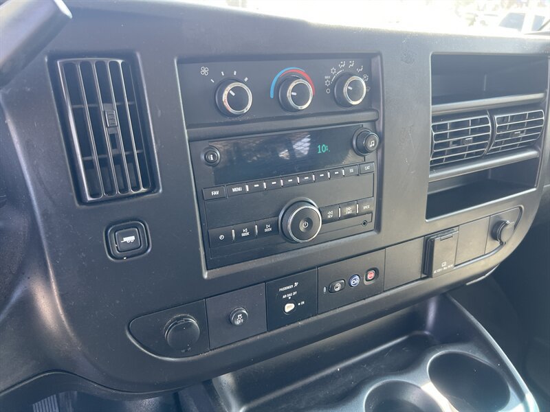 Used 2019 Chevrolet Express 2500 w/ Driver Convenience Package RWD image 20