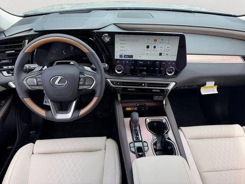 Used 2026 Lexus RX 350 AWD image 9
