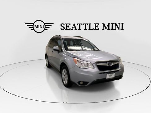 Used 2015 Subaru Forester 2.5i Limited AWD/4WD image 3