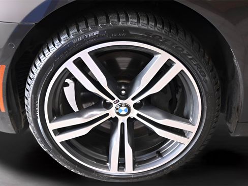 Used 2016 BMW 750i xDrive AWD/4WD image 34