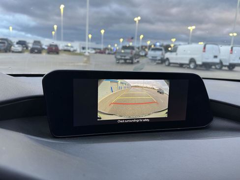 Used 2025 MAZDA MAZDA3 s image 30