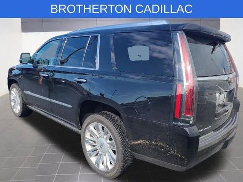 Used 2019 Cadillac Escalade Platinum image 10