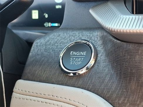 New 2026 Ford Explorer Platinum w/ LUX Leather Package image 17