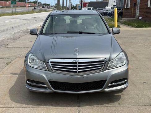 Used 2013 Mercedes-Benz C 300 4MATIC Sedan image 2