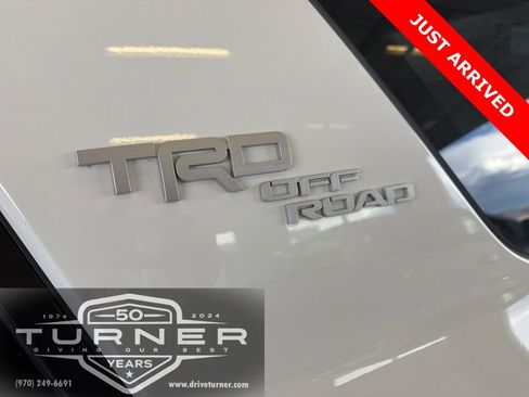 Certified 2018 Toyota 4Runner TRD Off-Road Premium image 6