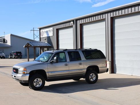 Used 2002 GMC Yukon XL 2500 SLT image 11