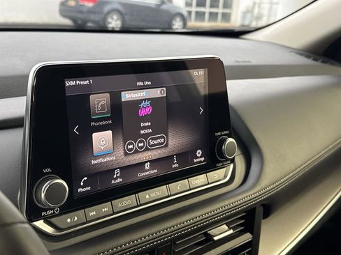 Used 2026 Nissan Rogue SV w/ SV Premium Package image 16