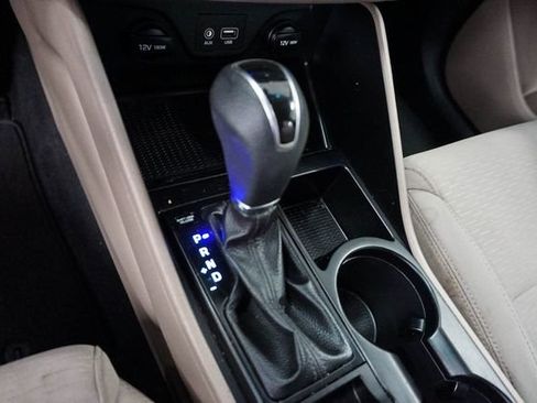 Used 2019 Hyundai Tucson SE image 12