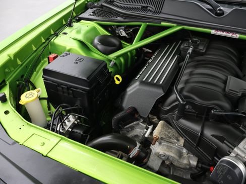 Used 2011 Dodge Challenger SRT8 w/ Green w/Envy Group RWD image 17