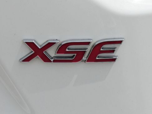 Used 2021 Toyota Corolla XSE FWD image 13