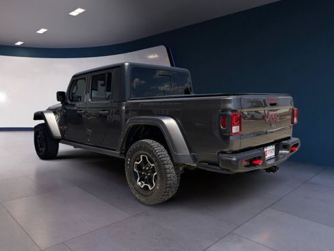 Used 2022 Jeep Gladiator Rubicon w/ Trailer Tow Package AWD/4WD image 3