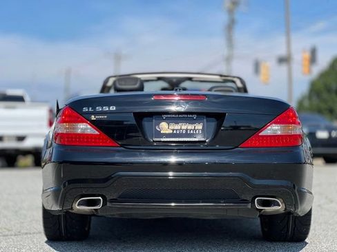 Used 2009 Mercedes-Benz SL 550 w/ Premium I Pkg image 6