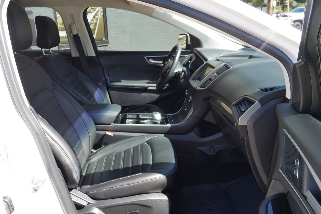 Used 2020 Ford Edge SEL w/ Convenience Package AWD/4WD image 7
