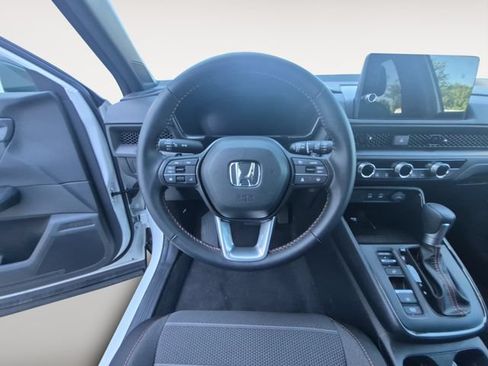 Used 2026 Honda CR-V Sport image 12