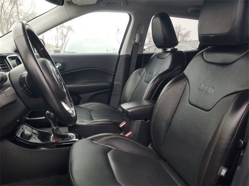 Used 2020 Jeep Compass Limited image 13