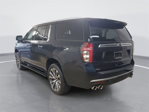 Used 2021 Chevrolet Suburban High Country image 6