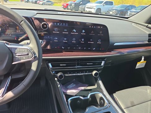 New 2026 Chevrolet Traverse Z71 AWD/4WD image 14