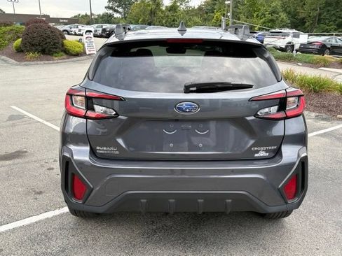 Used 2025 Subaru Crosstrek 2.5i Limited AWD/4WD image 4