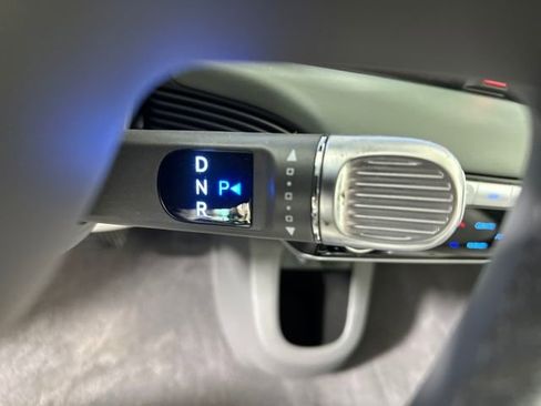 Used 2024 Hyundai Ioniq 5 Limited image 20