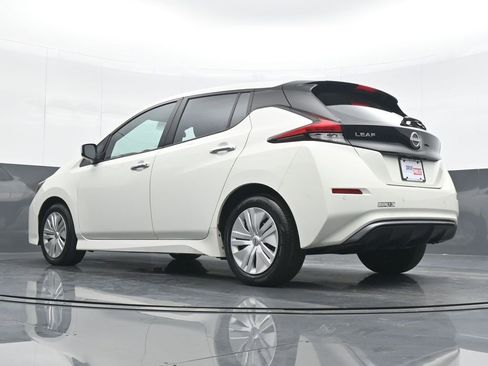 Used 2023 Nissan Leaf S image 19