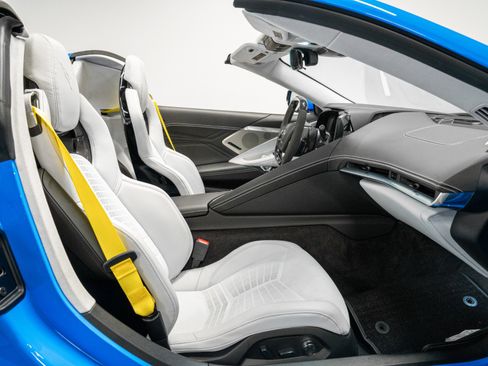 Used 2024 Chevrolet Corvette Z06 w/ Battery Protection Package image 29