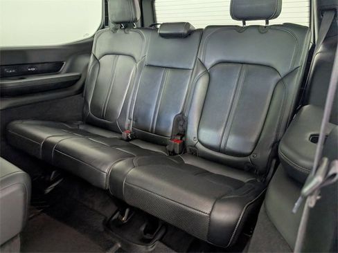 Used 2022 Jeep Grand Wagoneer Series I image 30