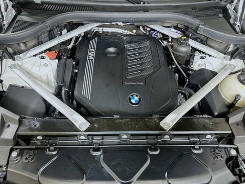 Used 2022 BMW X5 sDrive40i w/ Premium Package RWD image 25