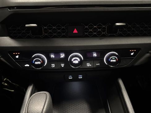 Used 2024 Honda Accord EX image 19