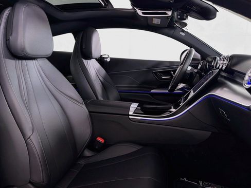 New 2026 Mercedes-Benz CLE 300 4MATIC Coupe image 6