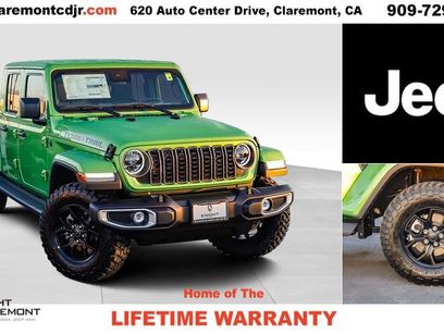 New 2025 Jeep Gladiator Sport