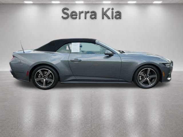 Used 2025 Ford Mustang Premium RWD image 6
