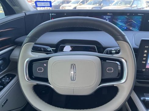 Used 2024 Lincoln Nautilus Premier w/ Equipment Group 102A image 12