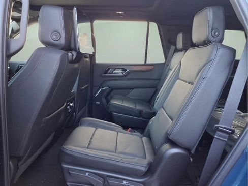 New 2026 GMC Yukon Denali w/ Denali Reserve Package AWD/4WD image 5