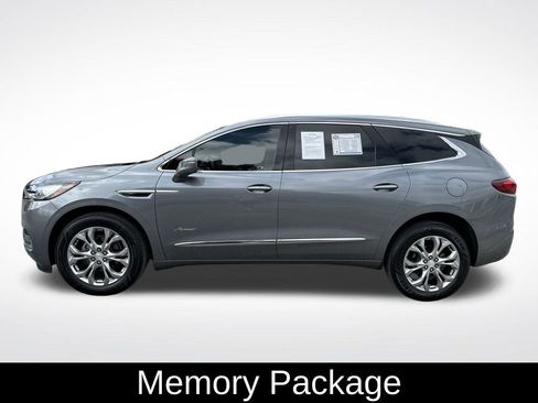 Used 2020 Buick Enclave Avenir w/ Avenir Technology Package AWD/4WD image 3